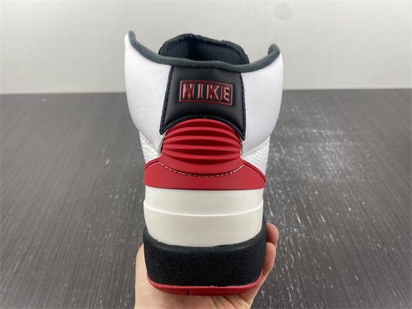 Air Jordan 2 OG “Chicago”