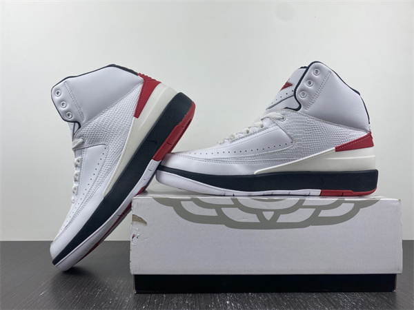 Air Jordan 2 OG “Chicago”