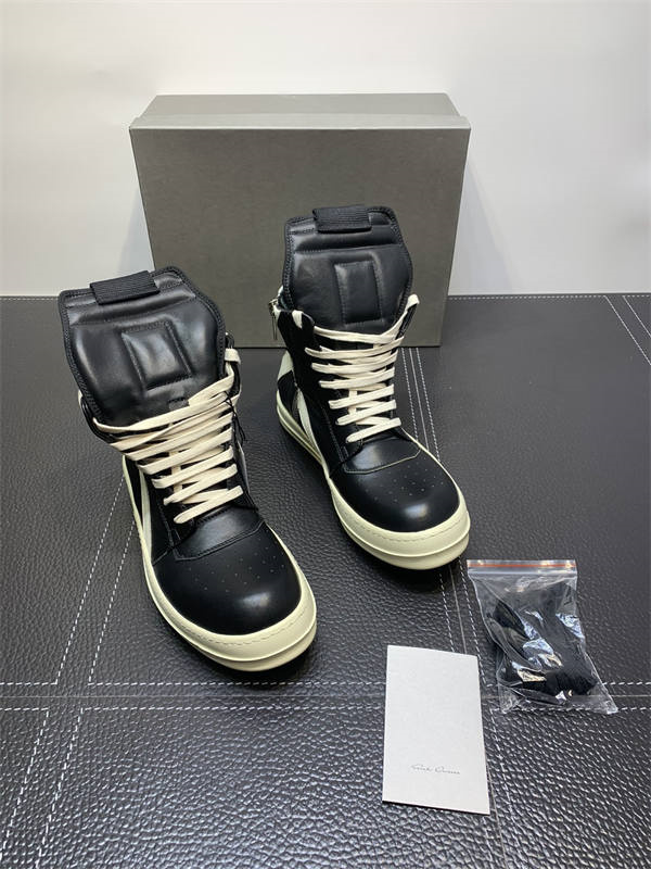 RI*K OWENS SNEAKERS