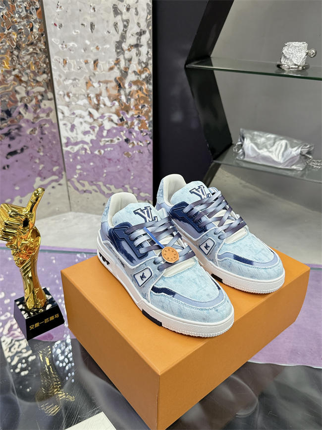 LV Trainer Sneaker