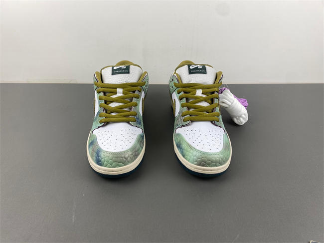 Alexis Sablone x Dunk Low SB