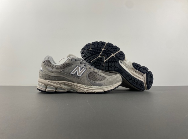 new balance NB ML2002RC