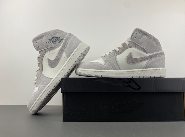 Wmns Jordan 1 Mid FQ7720-002