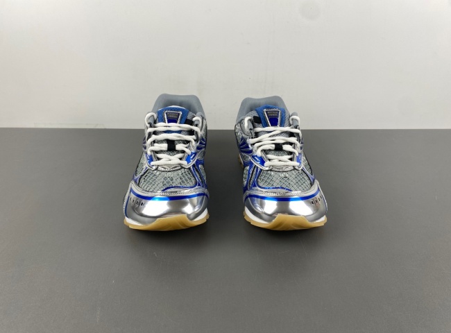 bo*te*ga Ve*ne*ta orbit