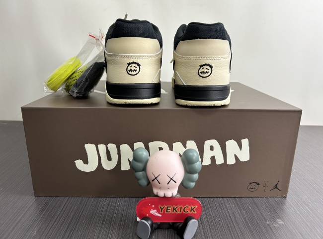 Travis Scott x Jordan Jumpman Jack TR “Bright Cactus” FZ8117-102