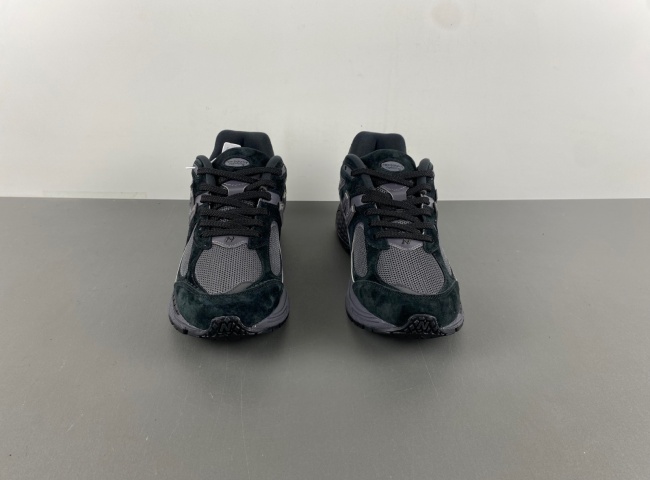 new balance NB M2002RBL