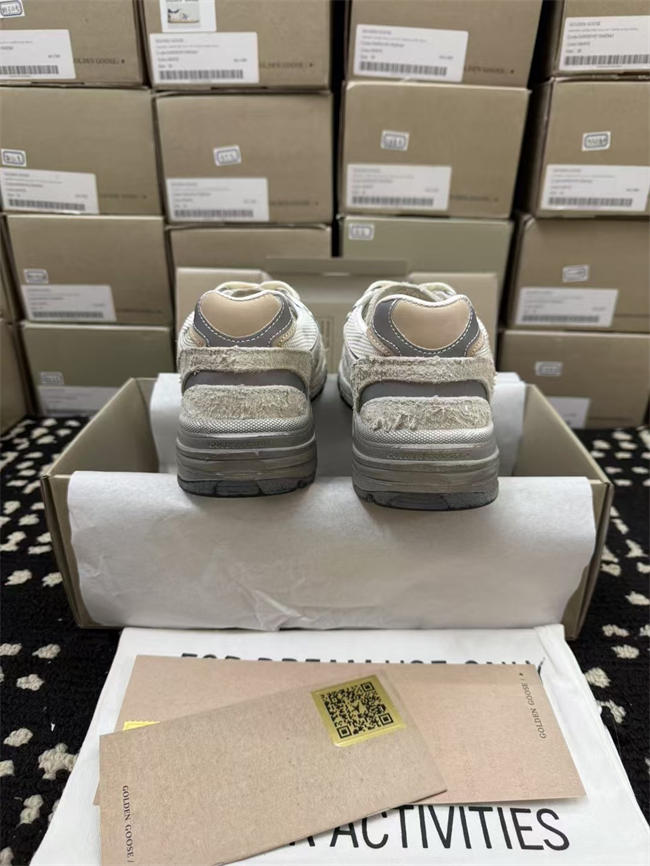 Golden Goose Sneaker