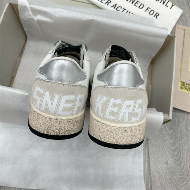 Golden Goose Sneaker