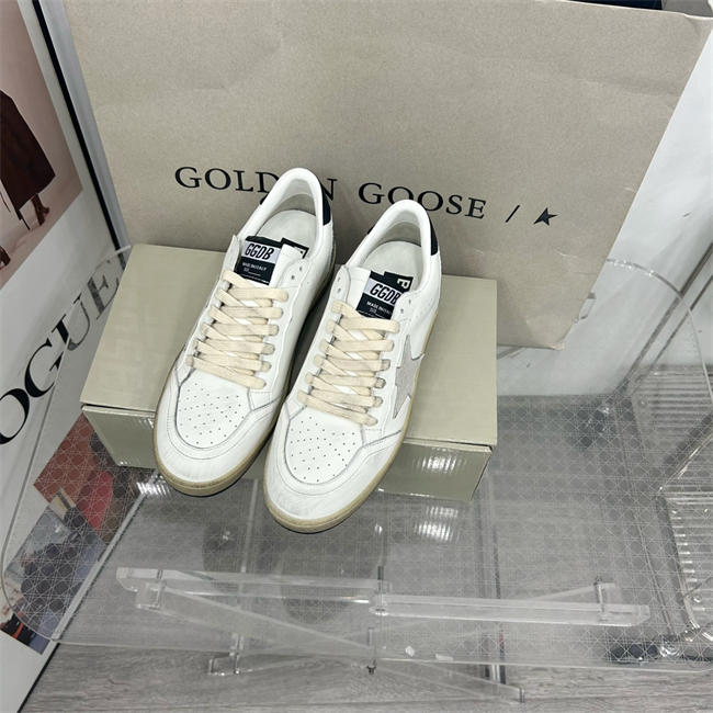 Golden Goose Sneaker