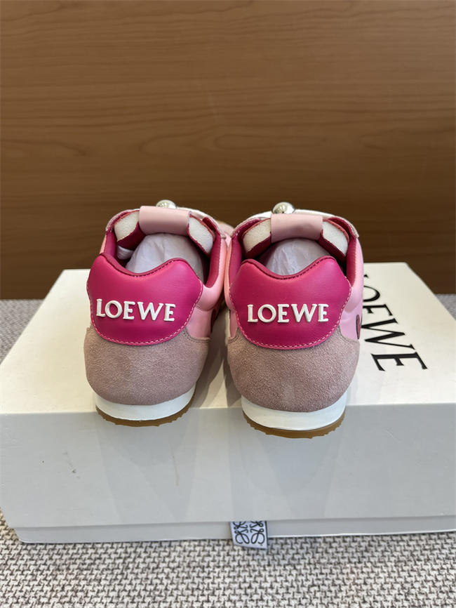 L0ew* sneaker