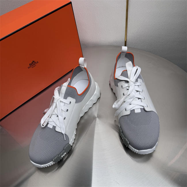 H**mes sneaker