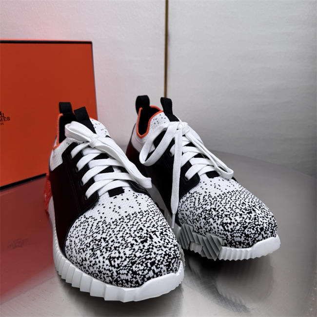 H**mes sneaker