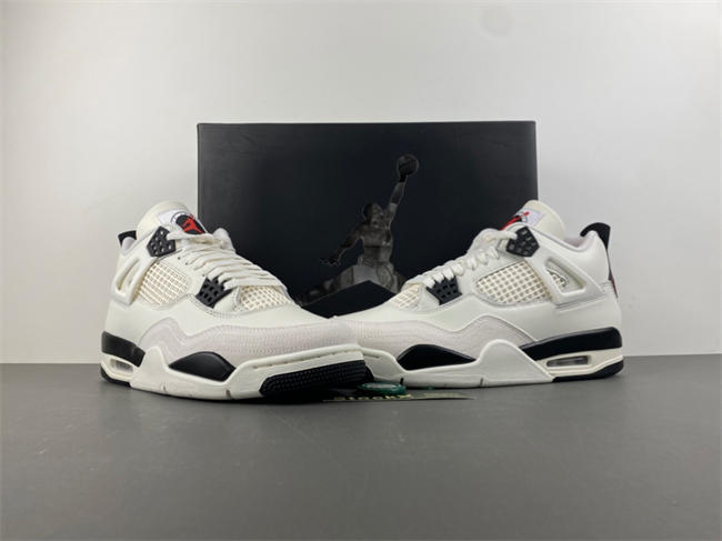 Air Jordan 4“Flight Club” IM4002-100