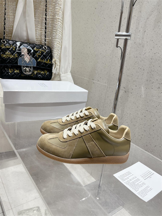 ma*s*n martin Ma*i*la sneaker