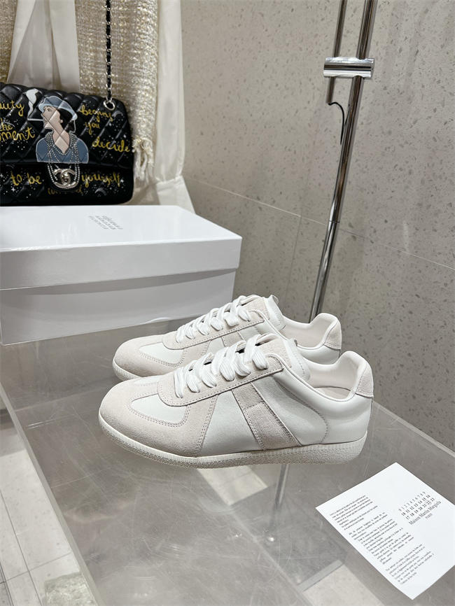 ma*s*n martin Ma*i*la sneaker