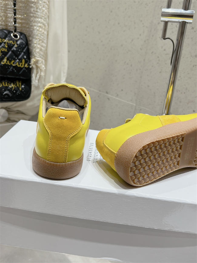 ma*s*n martin Ma*i*la sneaker