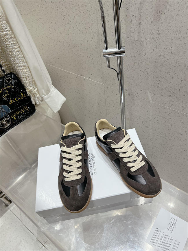 ma*s*n martin Ma*i*la sneaker