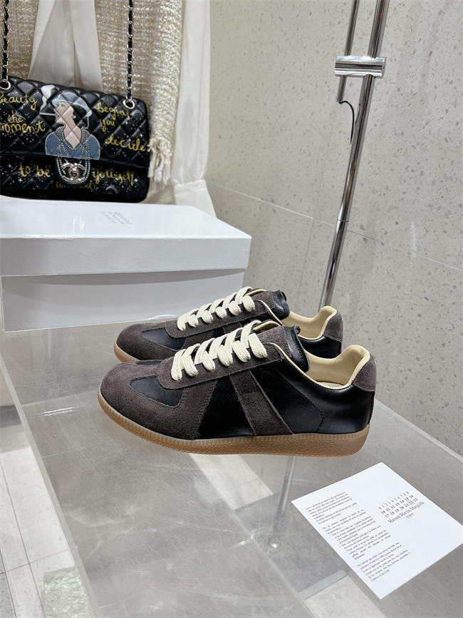 ma*s*n martin Ma*i*la sneaker