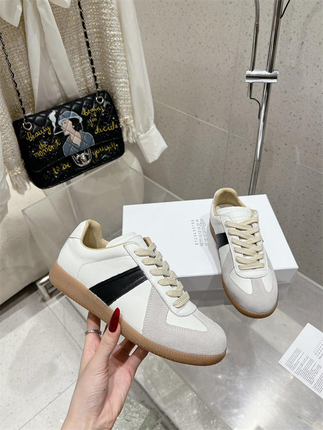 ma*s*n martin Ma*i*la sneaker